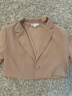 HYFVE Cropped Blazer Jacket in Taupe Beige